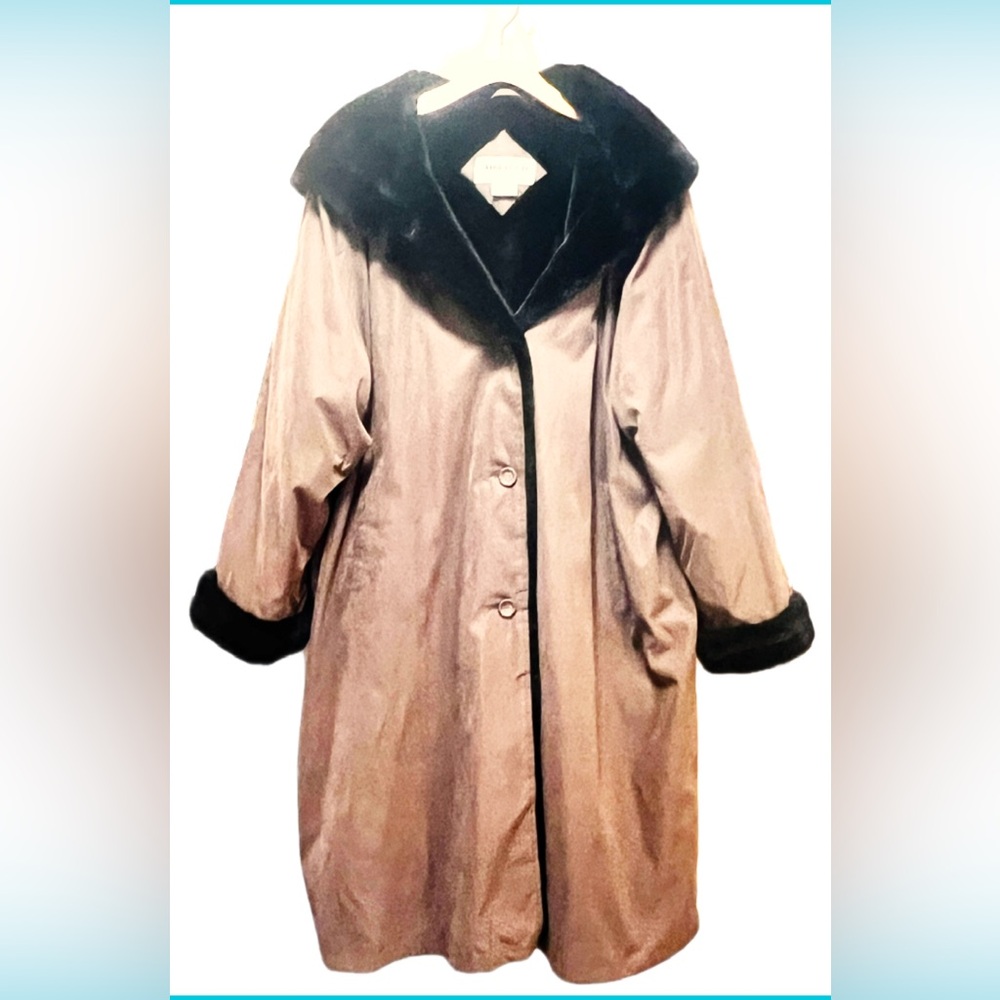 Fitz-Wright Vintage long hooded faux fur winter coat Size 3X EUC Offers Welcome!